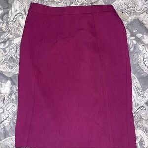 Elegant Magenta Women's Pencil Skirt -size 6